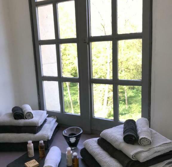 חדר סטנדרט לארבעה, Demeure De Beaulieu