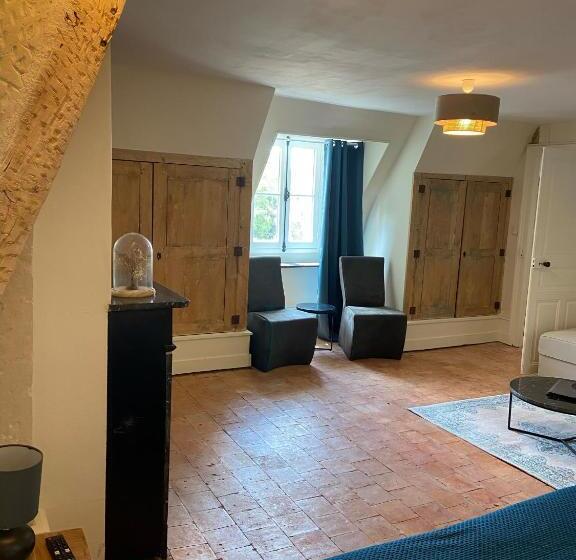 غرفة قياسية مطلّة علي الحديقة, Demeure De Beaulieu