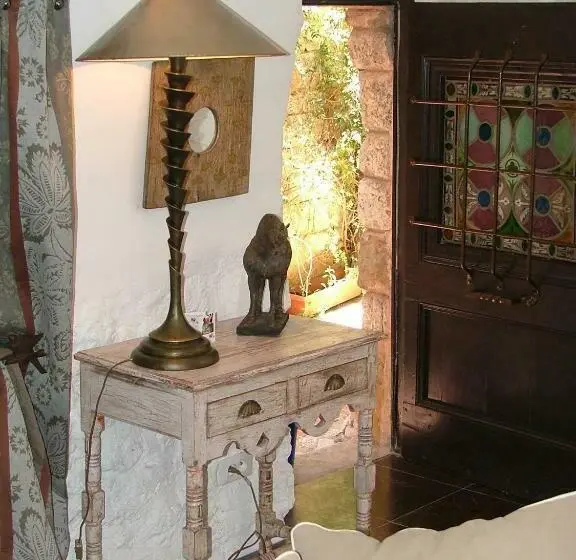 Sviitti, La Suite Du Village D'eze