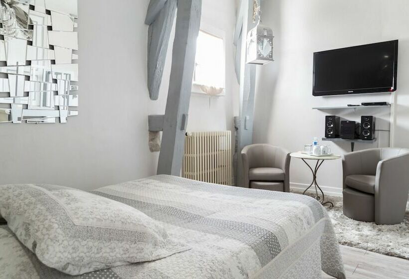 Номер Стандарт, La Villa De La Paix