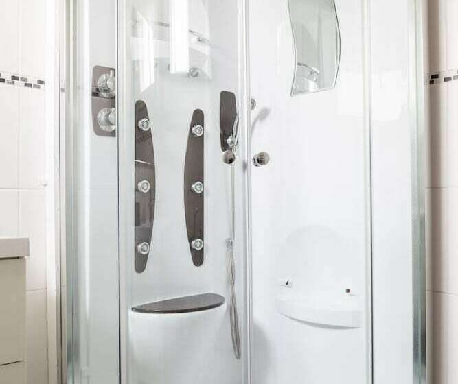 Номер Стандарт, La Villa De La Paix