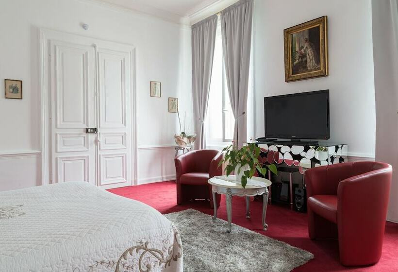 Номер Стандарт, La Villa De La Paix