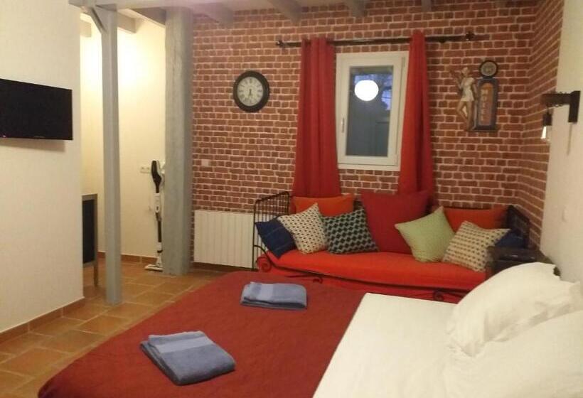 트리플 클래식 룸, Le Clos De La Fontaine