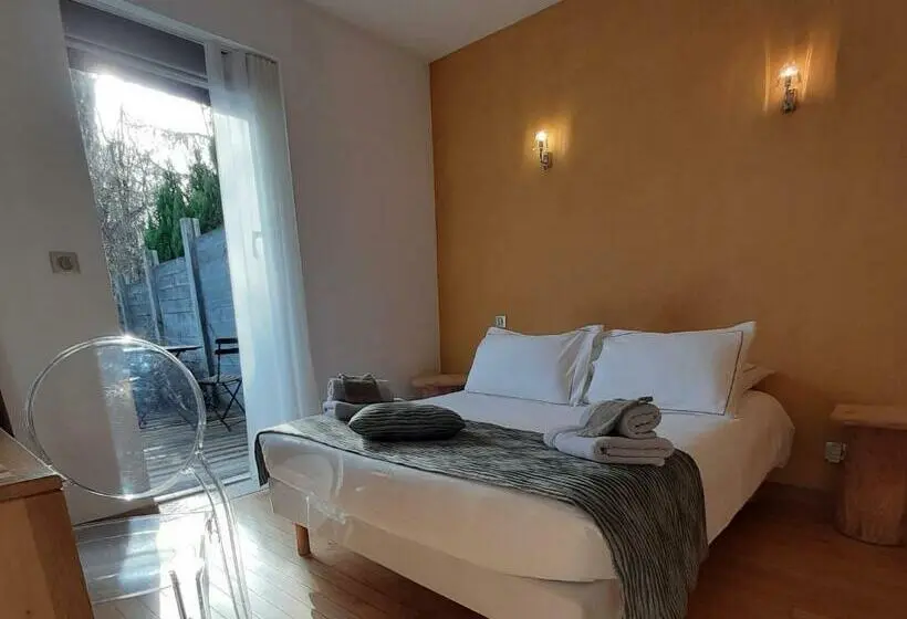Standard-huone Terassi, Le Clos Du Bois Joli