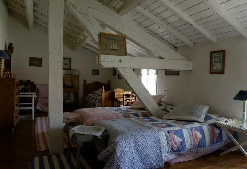 Perhehuone, Le Domaine De Saint Veran