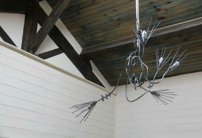 家庭套房, Les Ateliers D'art