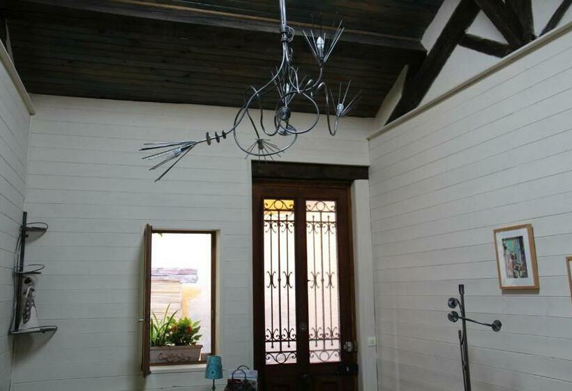 家庭套房, Les Ateliers D'art