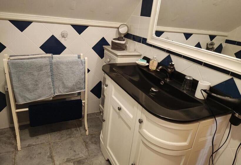 ガーデンビュースーペリアールーム, Les Hortensias De Kerbarch