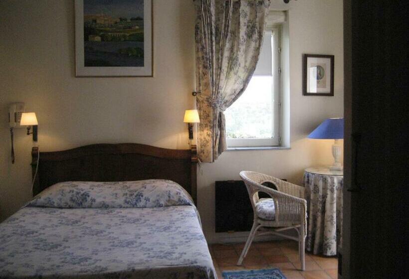 Номер Стандарт, Maison D Hôtes De L Evêché