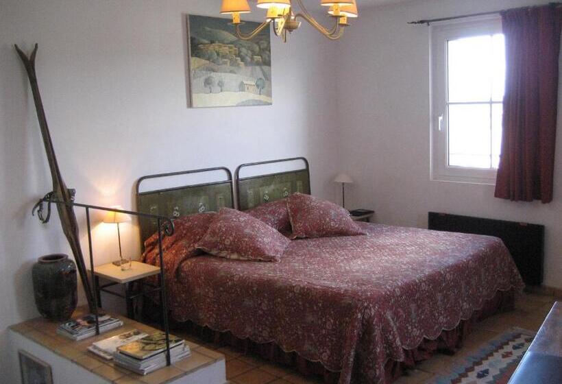 스위트, Maison D Hôtes De L Evêché