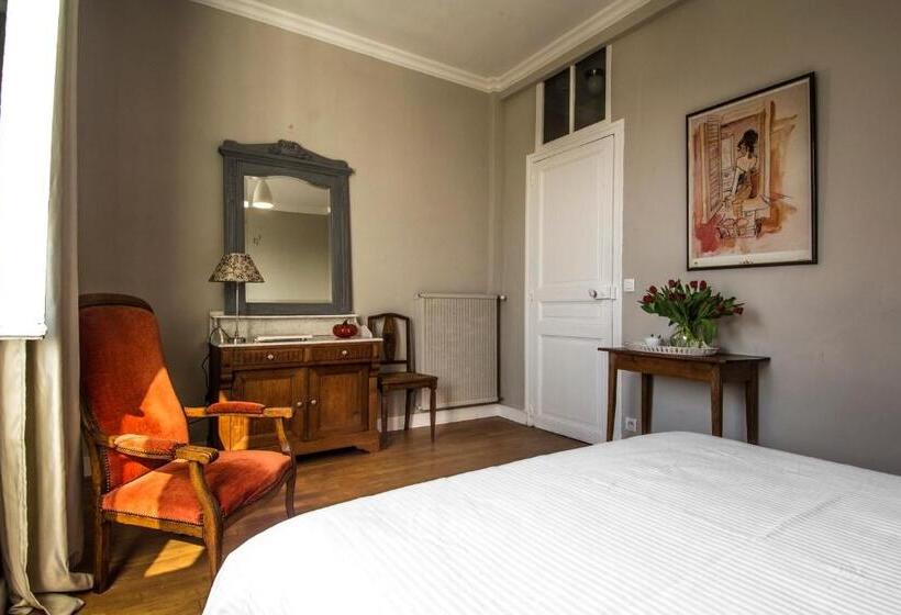 Номер Стандарт Вид на Сад, Villa Athanaze