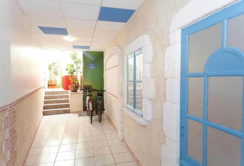 四人标准间, De L Atlantique