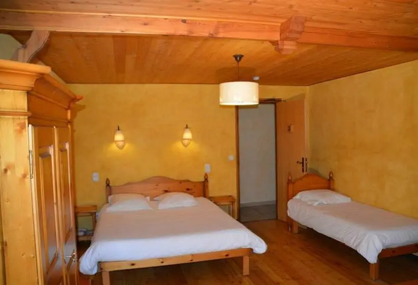 Standard Kolmen Hengen Huone, Hôtel Alpis Cottia