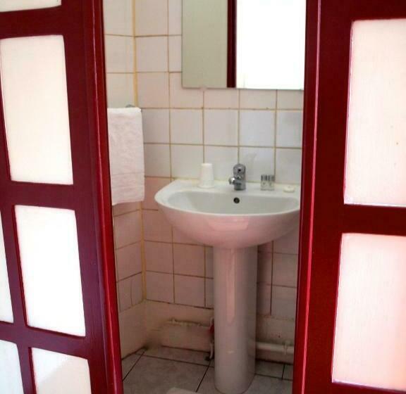 חדר סטנדרט חדר אמבטיה משותף, Hôtel Chateaubriand