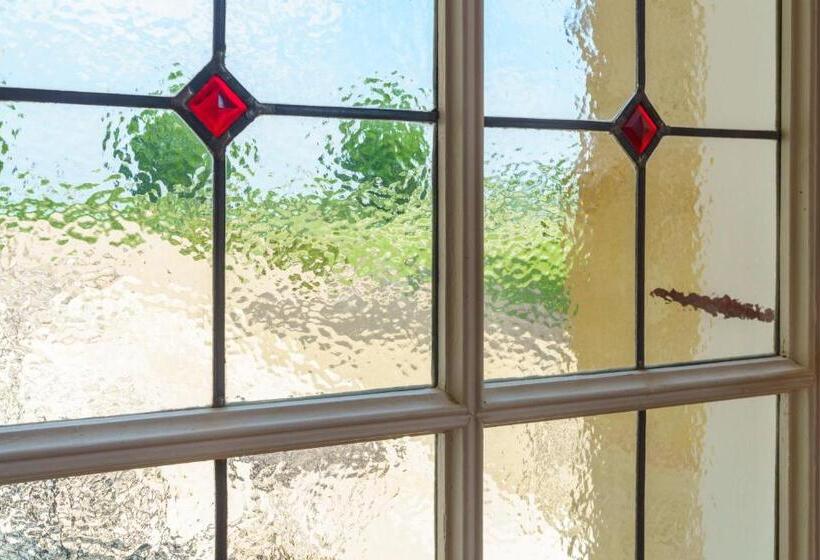 스위트, Hôtel De Margaux