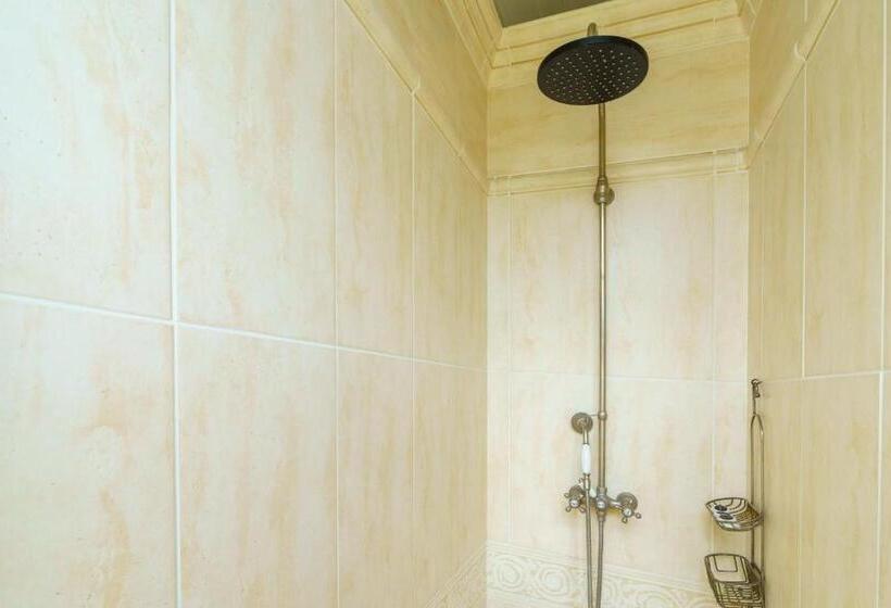 스위트, Hôtel De Margaux