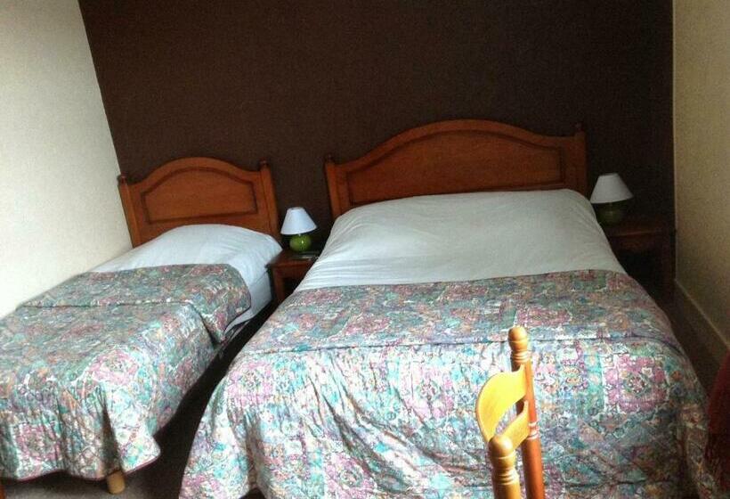 스탠다드 트리플 룸, Hôtel Du Cygne