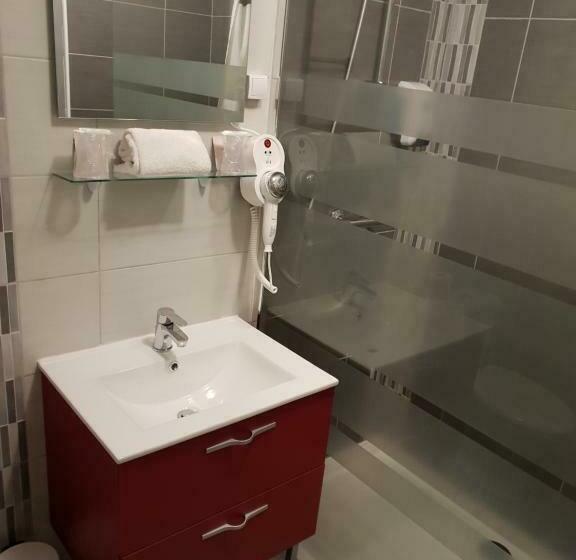 Номер Стандарт, Hôtel La Mirandole