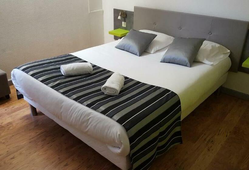 Номер Стандарт, Hôtel La Mirandole