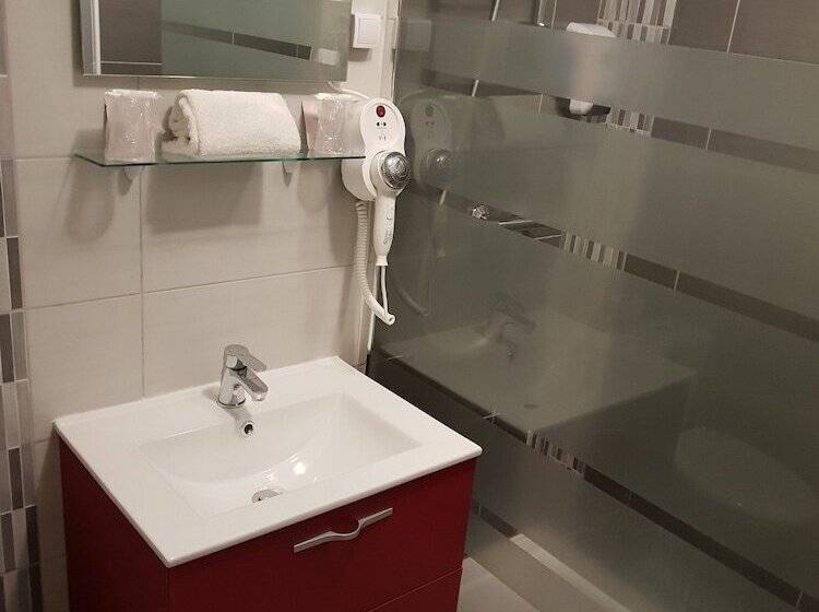 Номер Стандарт, Hôtel La Mirandole