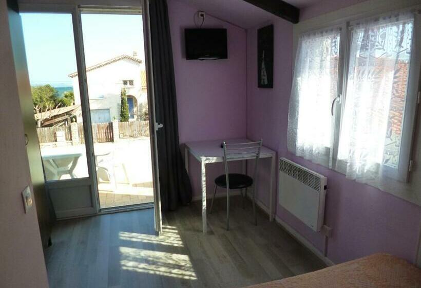 标准间带露台, Hôtel Le Calypso