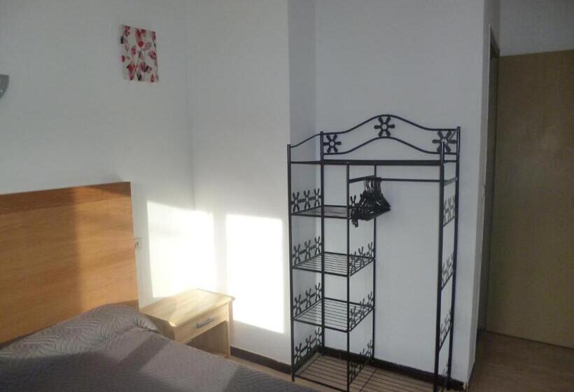 标准单人间, Hôtel Le Calypso