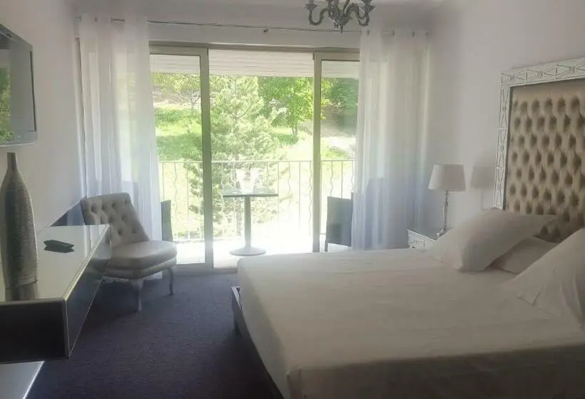 スーペリアールーム, Hôtel Les Deux Lions