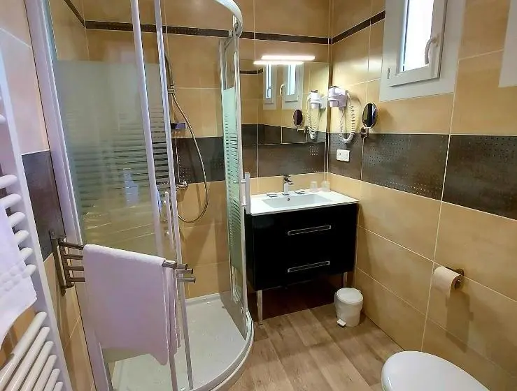 Standard-huone Parveke, Hôtel Les Hauts De Mourèze