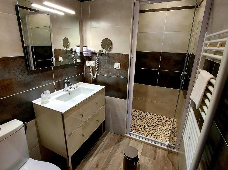 غرفة قياسية ذات إطلالة بانورامية, Hôtel Les Hauts De Mourèze