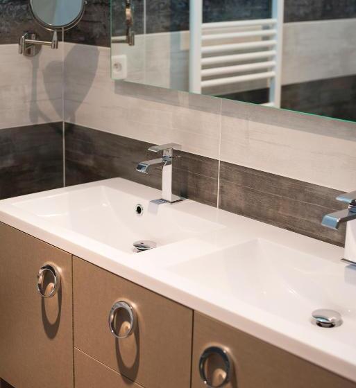 جناح غرفتين نوم, Hôtel Les Hauts De Mourèze