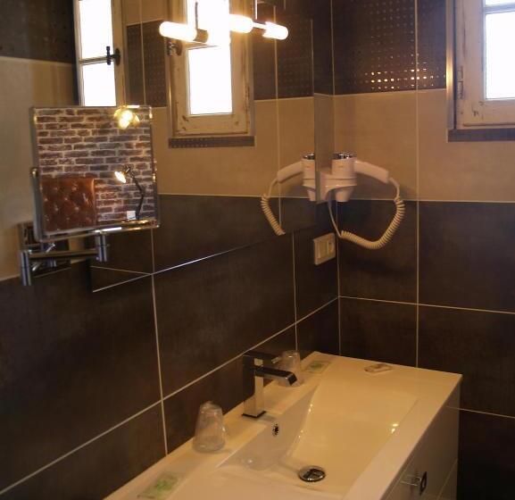 غرفة قياسية سرير كينج, Hôtel Les Hauts De Mourèze