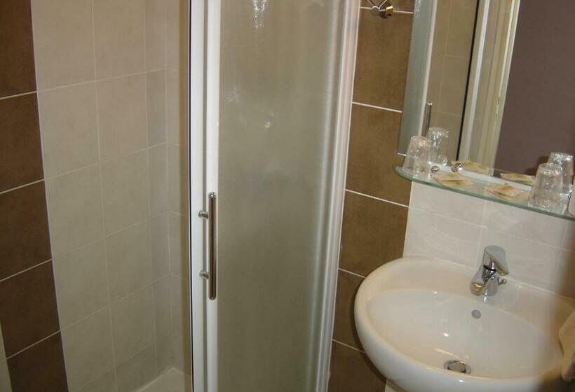 스탠다드 룸, Restaurant Du Lauragais Logis De France