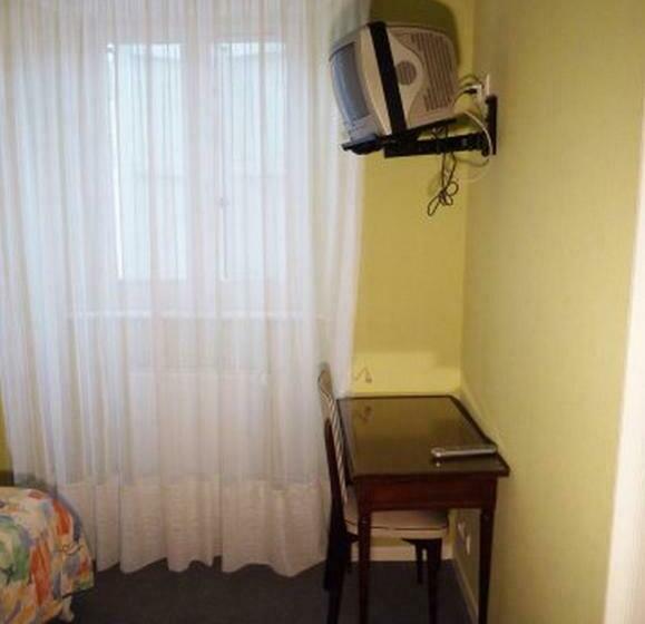 חדר סטנדרט, Hôtel Restaurant Du Pont Vieux