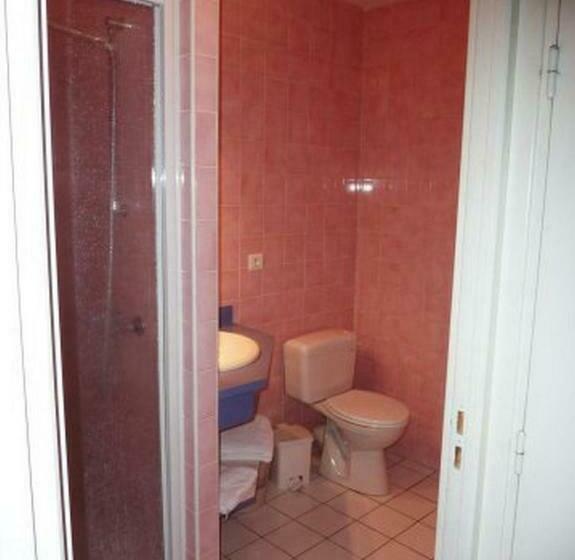 חדר סטנדרט, Hôtel Restaurant Du Pont Vieux