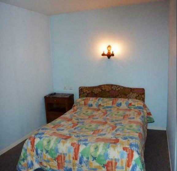 חדר סטנדרט, Hôtel Restaurant Du Pont Vieux