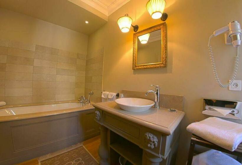 Классический Номер, Hôtel Restaurant Spa Le Sauvage