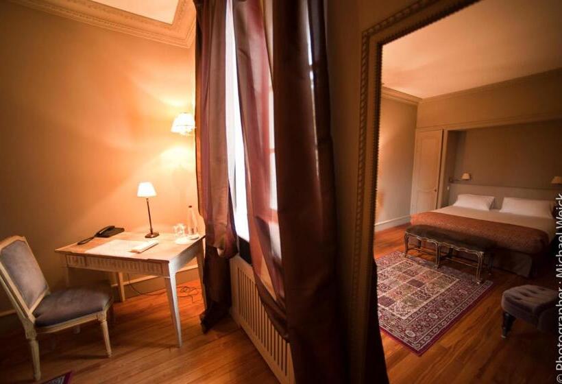 جناح جونيور مزوَّد بشرفة, Hôtel Restaurant Spa Le Sauvage