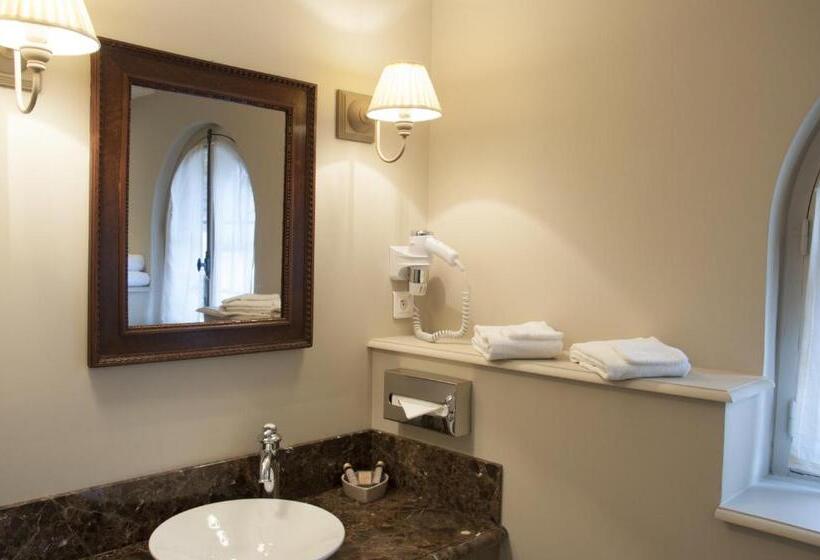 غرفة كومفورت ثلاثية, Hôtel Restaurant Spa Le Sauvage