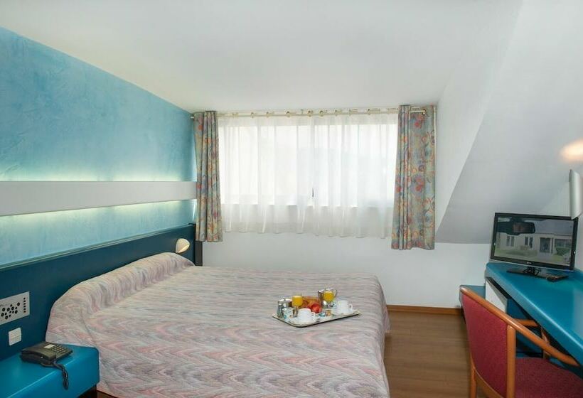 חדר קומפורט, Hôtel Urbain V