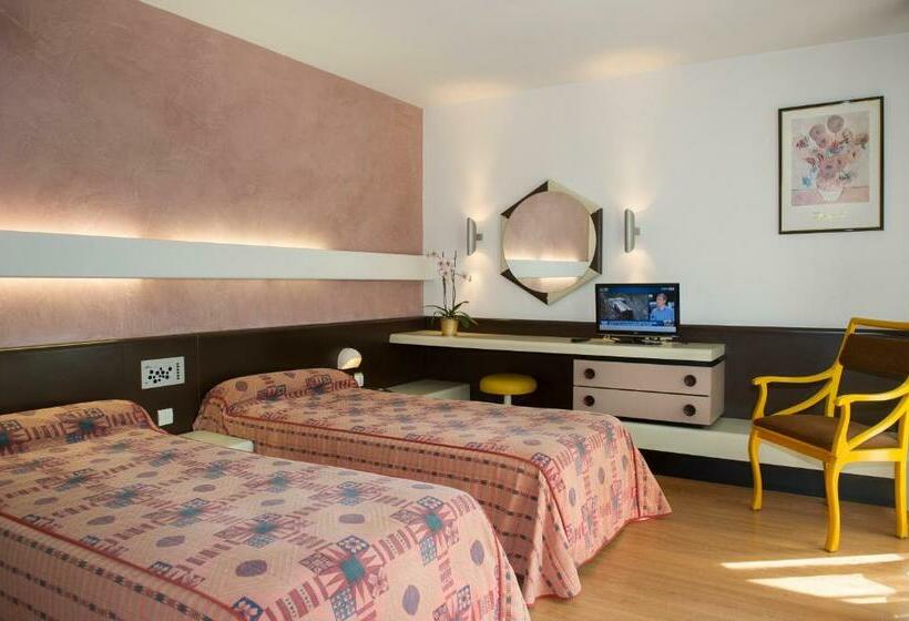 חדר קומפורט, Hôtel Urbain V