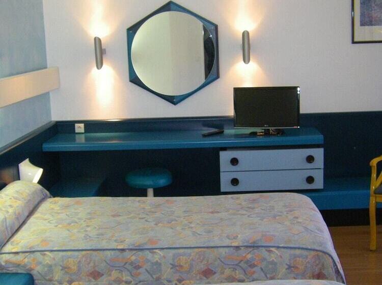 חדר קומפורט, Hôtel Urbain V