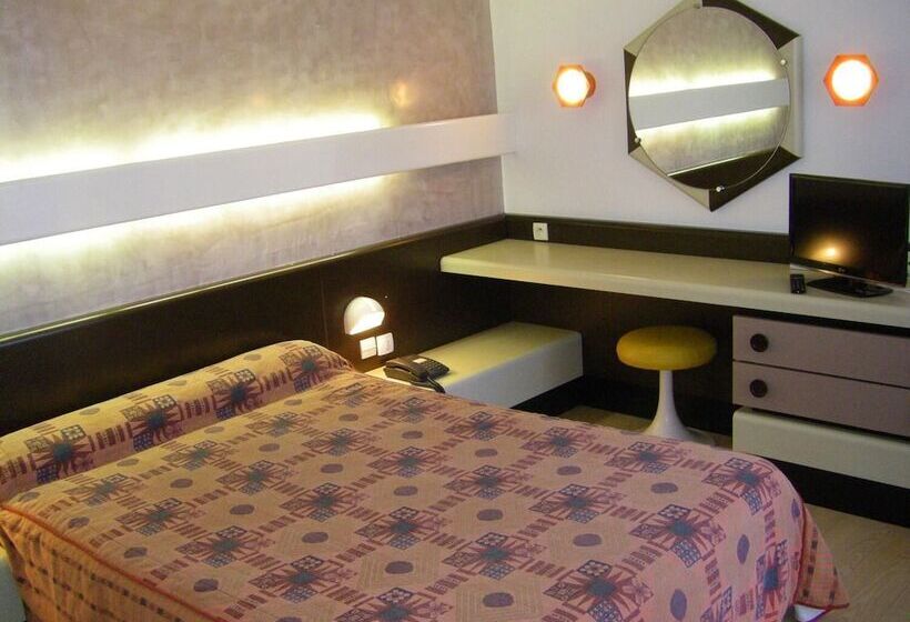 חדר קומפורט, Hôtel Urbain V