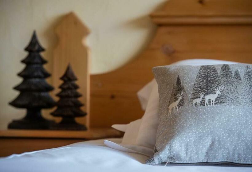 غرفة قياسية فردية, Le Chamois D'or