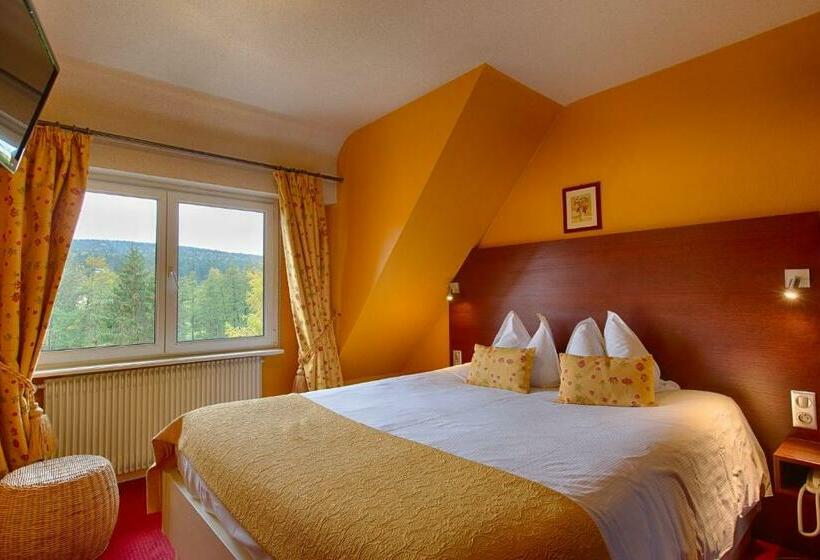 スイート, Restaurant Des Vosges