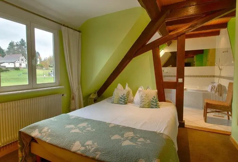 Superior-huone, Restaurant Des Vosges