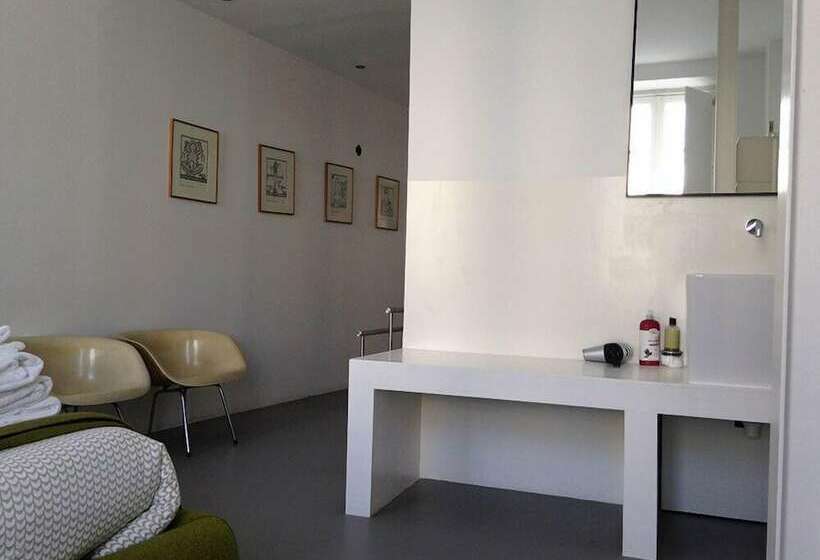 اتاق استاندارد, B&b Bloc G