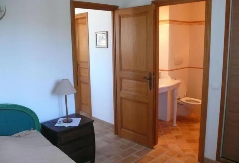 اتاق لوکس, Chambre D Hôtes La Bastide Des Eucalyptus