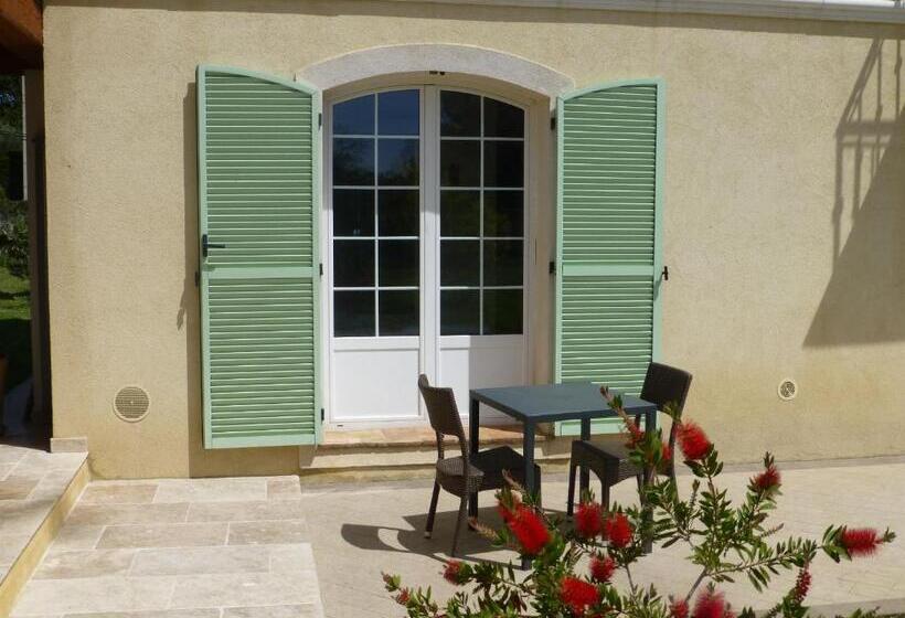 חדר סטנדרט עם טרסה, Chambre D Hôtes La Bastide Des Eucalyptus