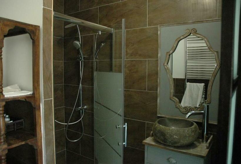 ファミリールーム, Château De Clermont