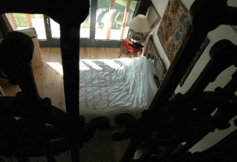 スタンダード4人部屋, Château De Clermont